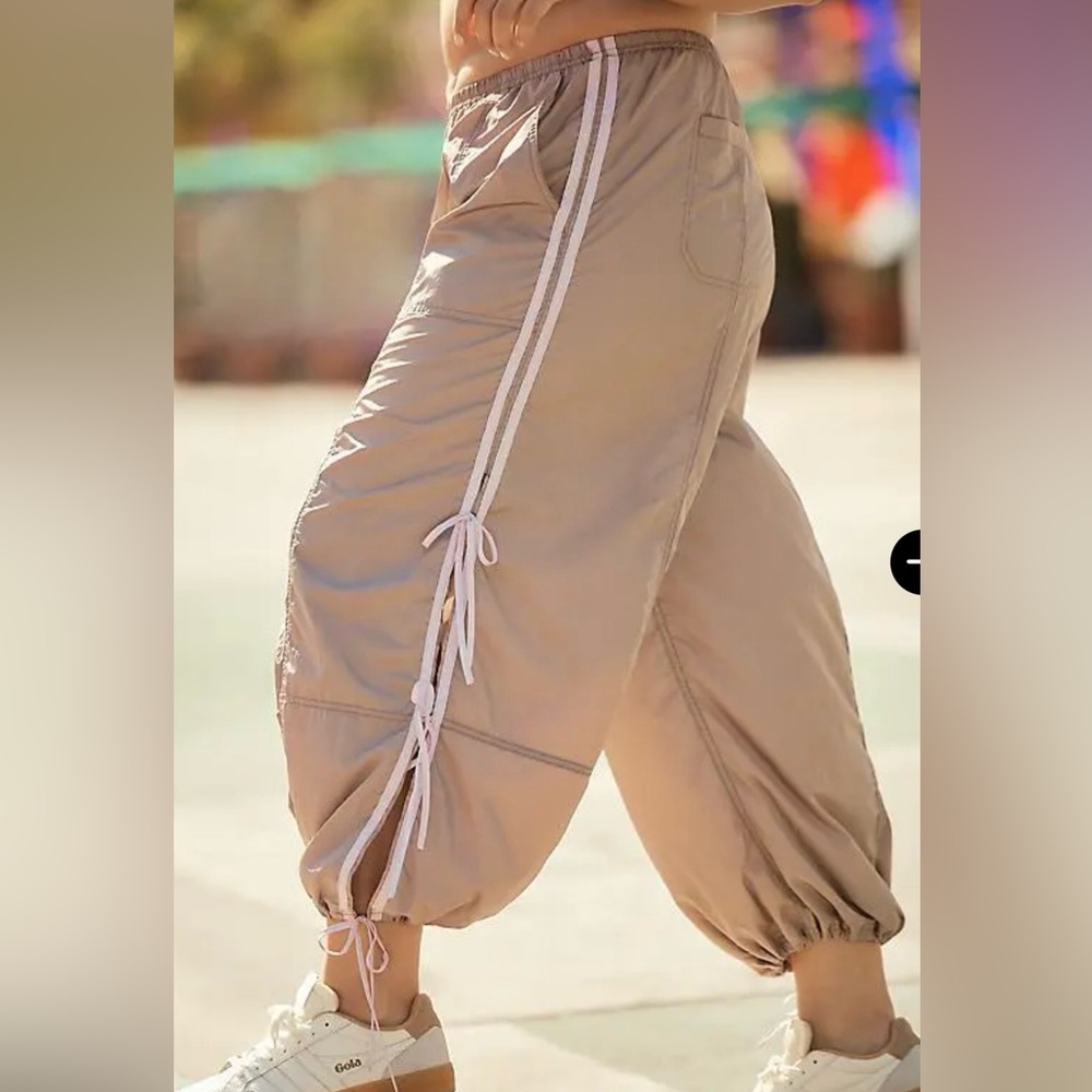 Daily Practice The Bowline Parachute Pants - Picture 2 of 7